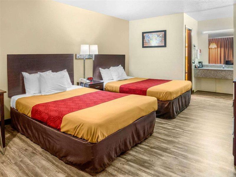 Econo Lodge Near Missouri University Of Science And Technology Rolla Extérieur photo
